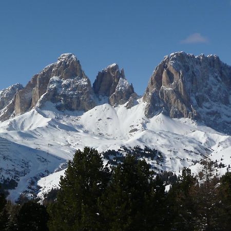 Hotel Col Di Lana กานาเซย์ ภายนอก รูปภาพ