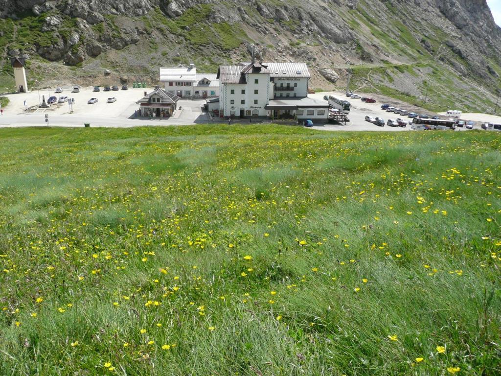 Hotel Col Di Lana กานาเซย์ ภายนอก รูปภาพ